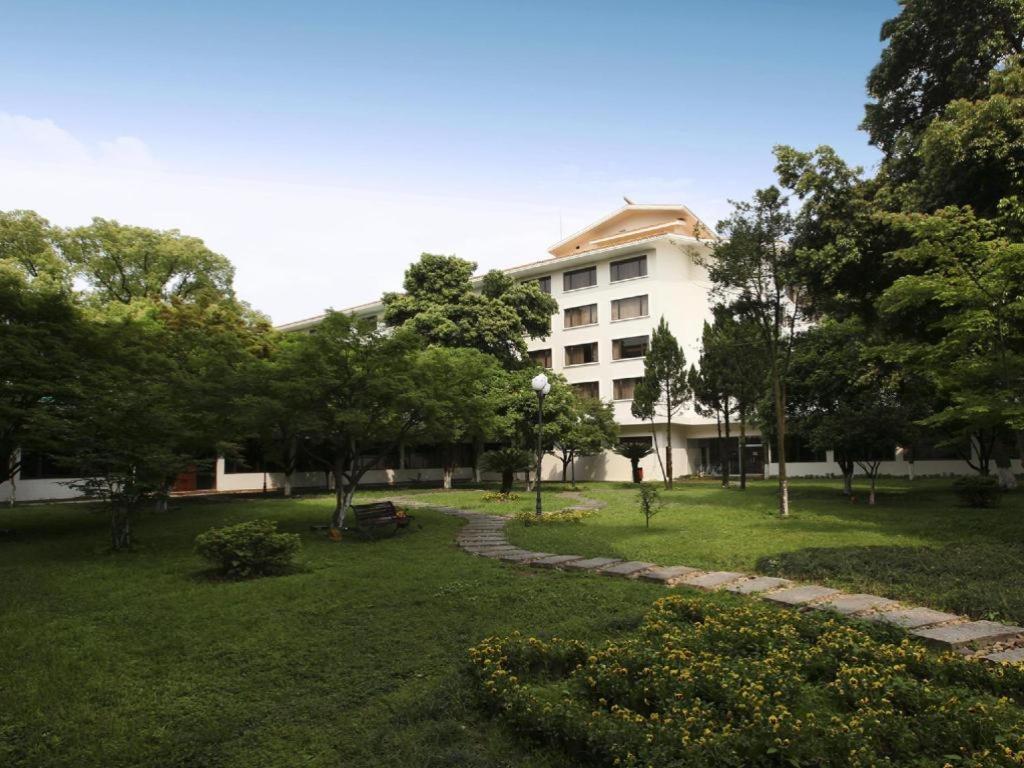 Guilin Grand Link Hotel Exterior photo